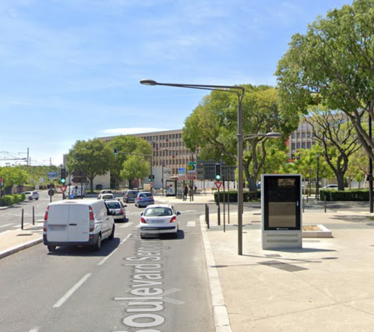 Avenue Triaire, Nîmes