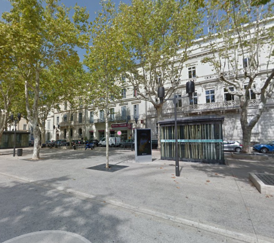 Avenue Feuchere (Devant la gare), Nîmes