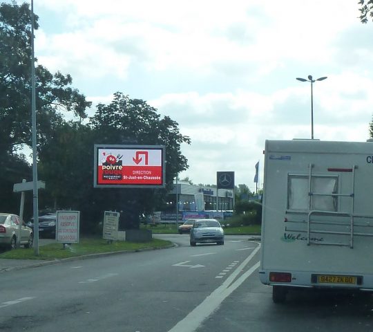 Rue du Moulin de Bracheux – (MERCEDES), Beauvais